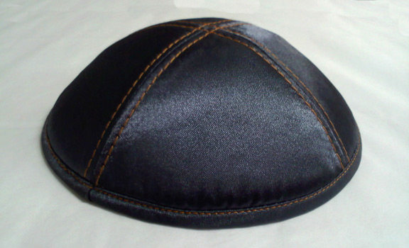 Deluxe-Satin-Colored-Stitching
